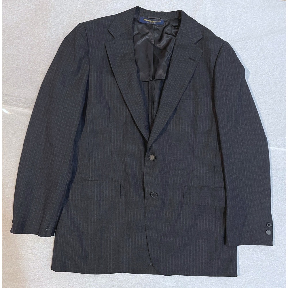 Vintage Brooks Brothers Gray Pinstripe Mens Blazer Sport Coat 39R